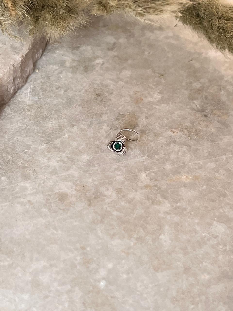 Tribal Rawa Green Cz Stone Wired Back 925 Sterling Silver Nose pin