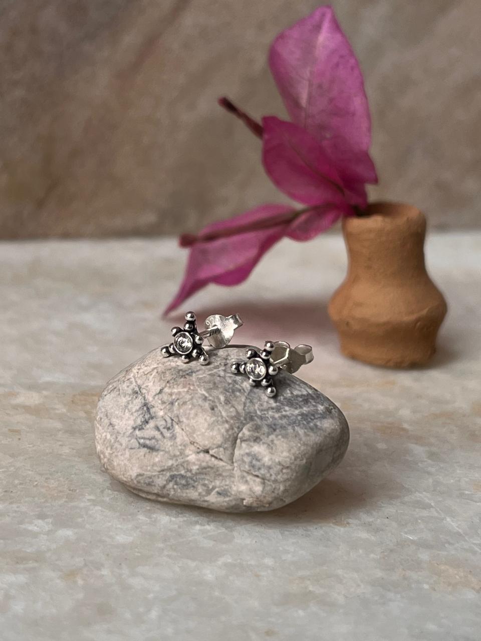 Rawa White Cz Stone Studs 925 Sterling Silver Earrings