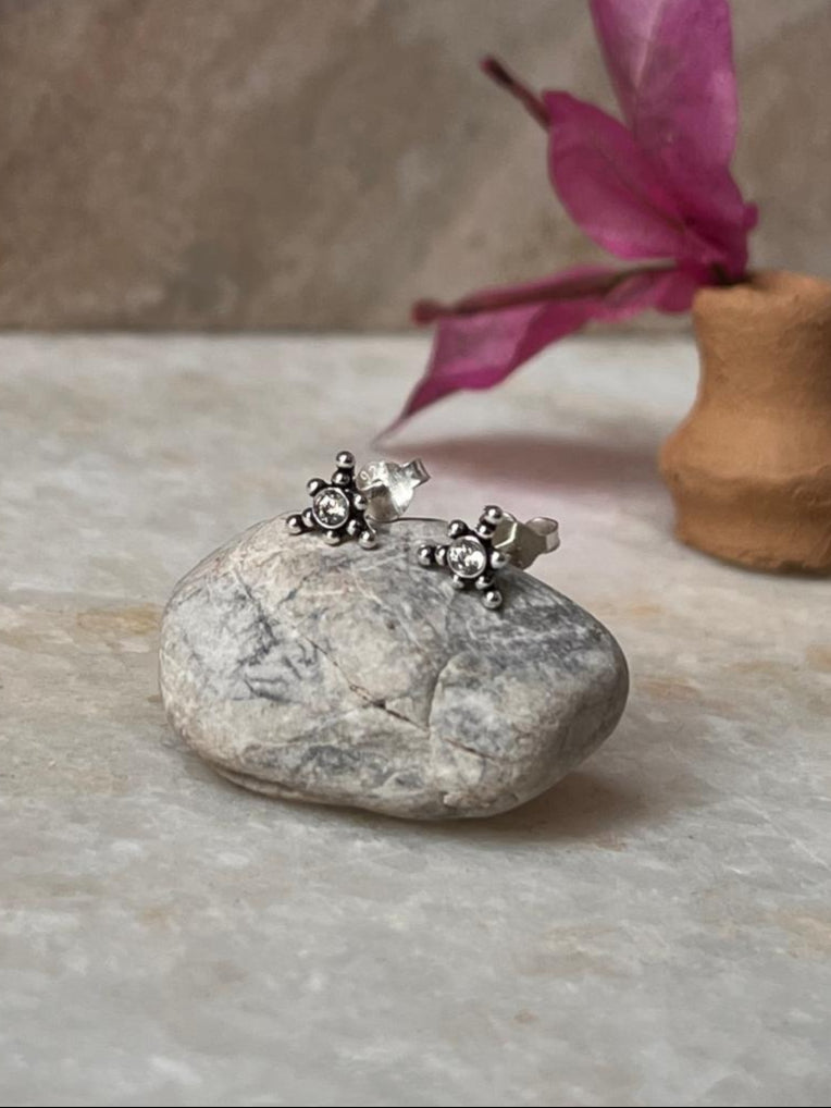 Rawa White Cz Stone Studs 925 Sterling Silver Earrings