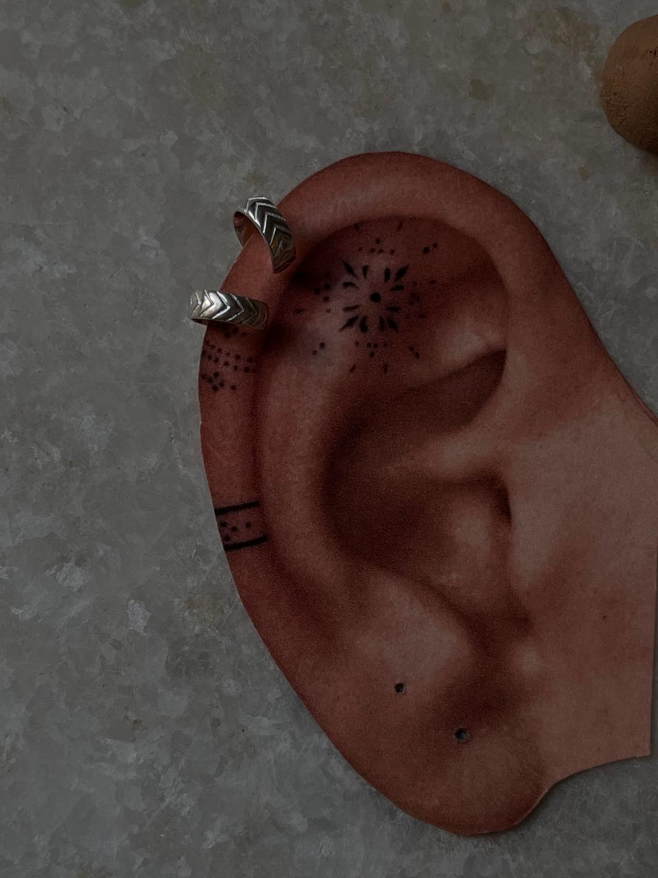 925 Silver Helix Ear Cuff with V Engraving Design