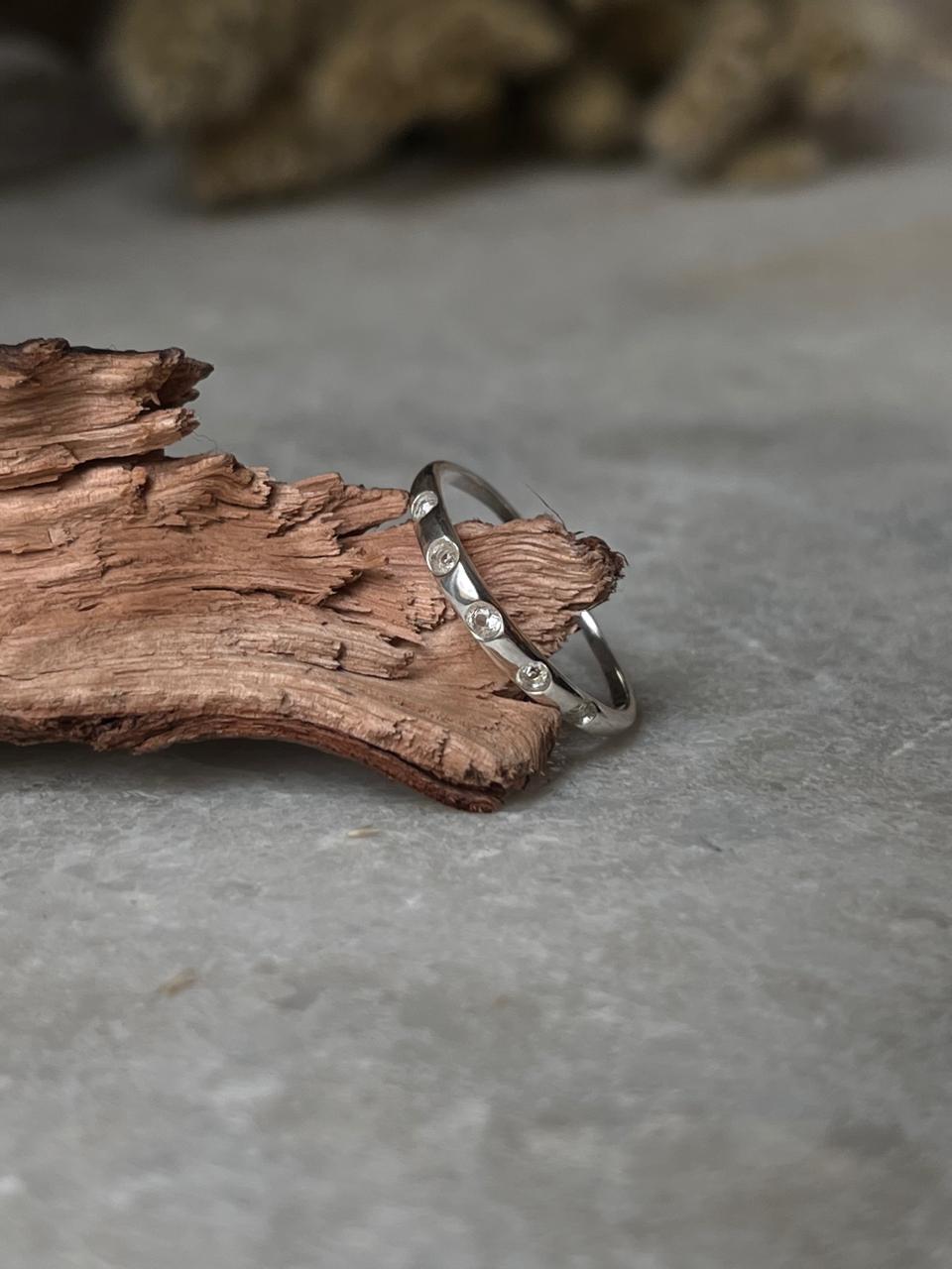 White Topaz Eclipse Band 925 Sterling Silver Ring