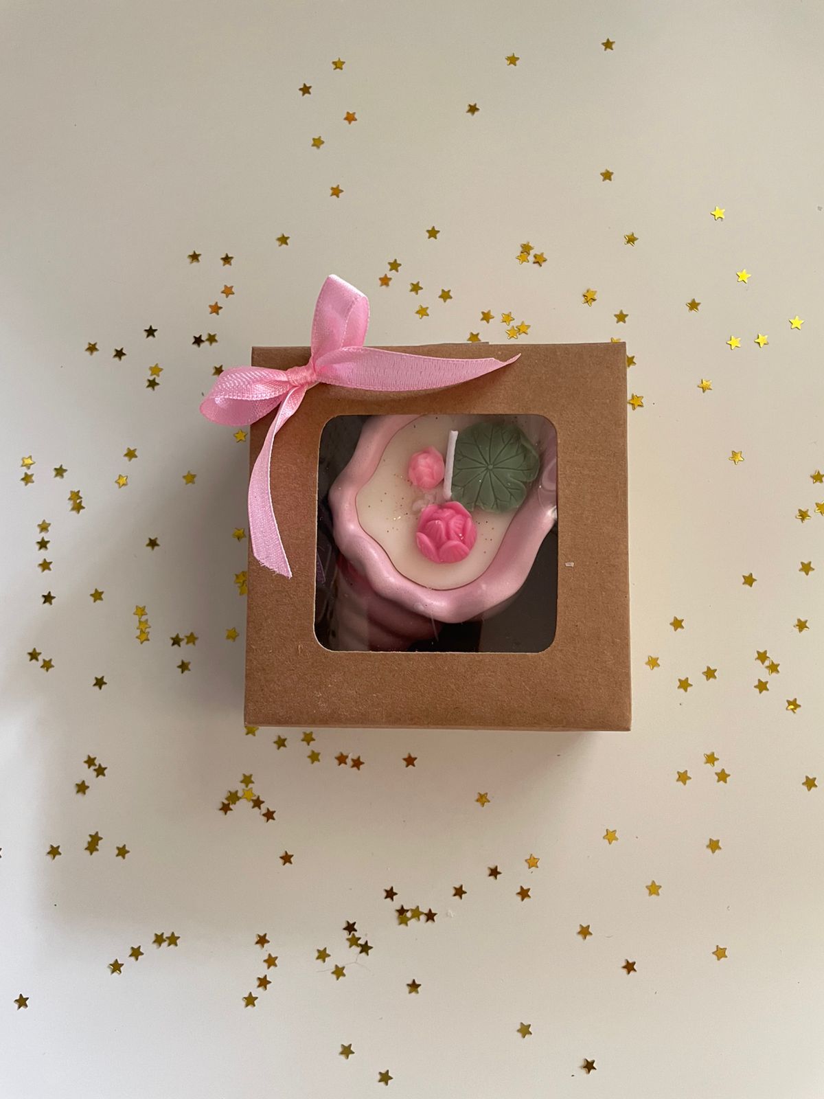 Eco-friendly pink seashell container lotus pond soy candle