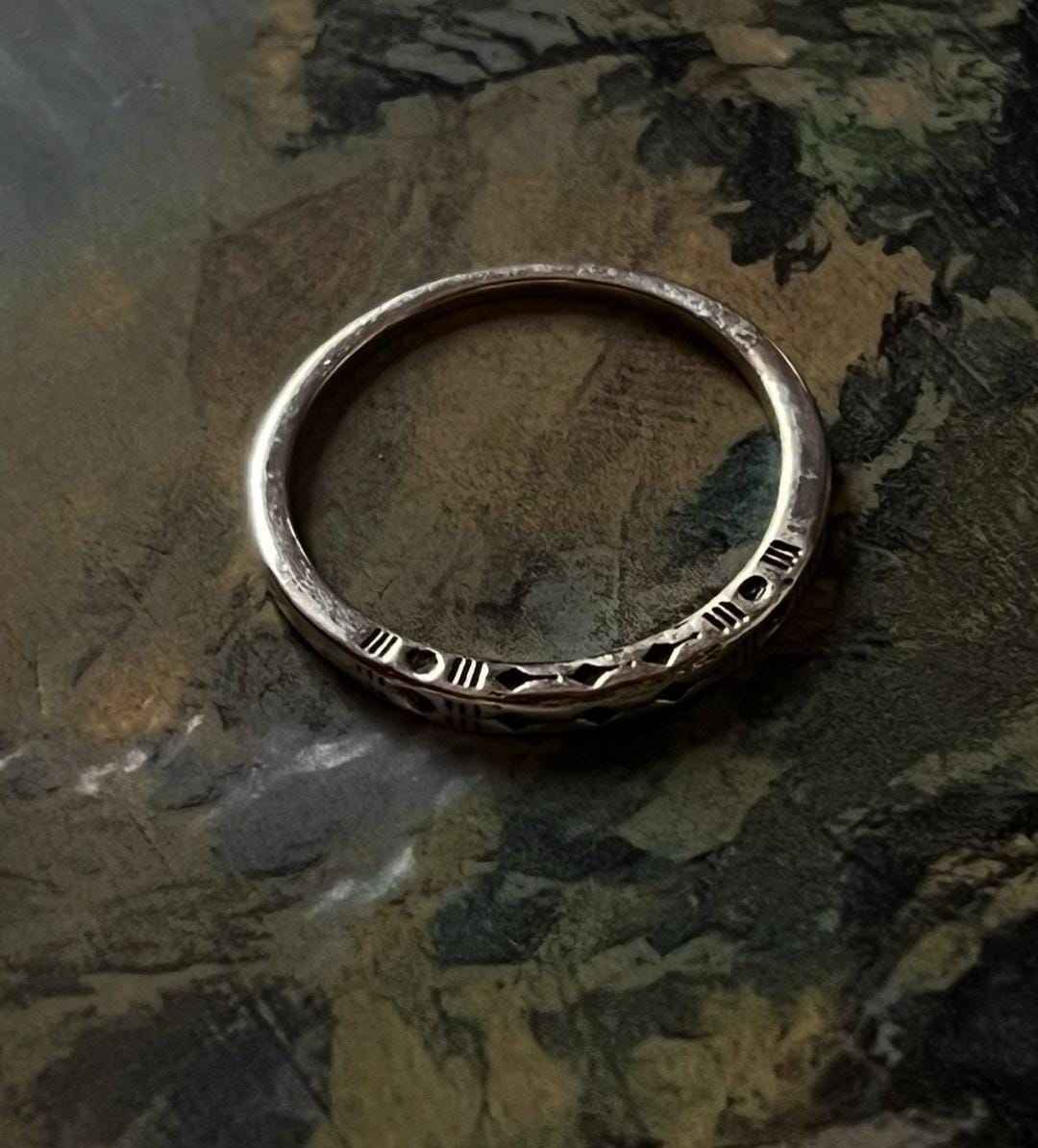 Tribal Engraved Side 1 Ring