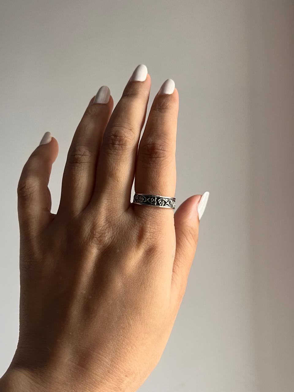 Floral Engraved Band Ring