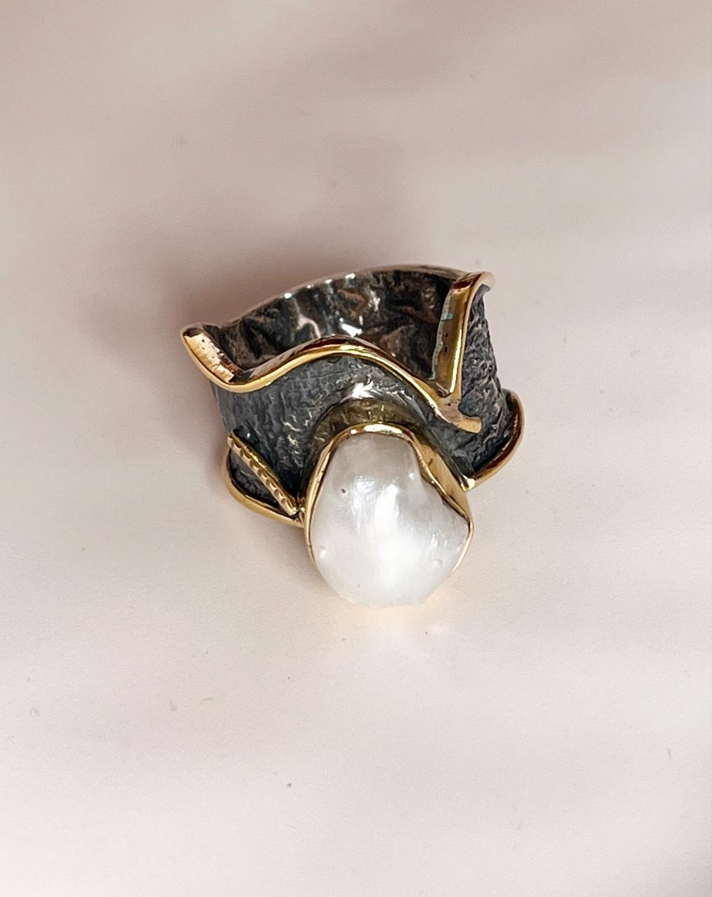 Handcrafted Baroque pearl rustic silver ring with unique design.