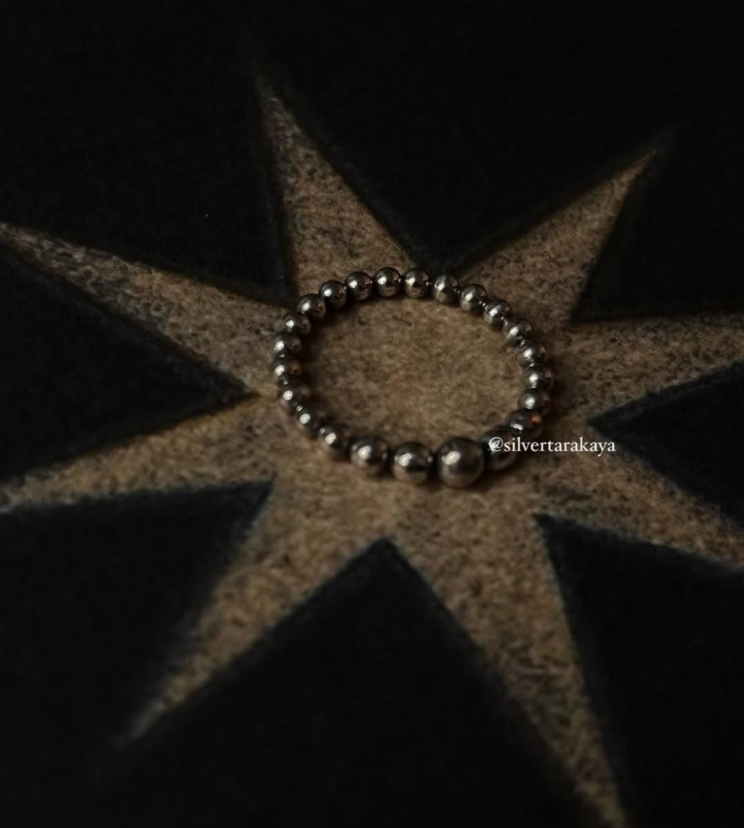 Dots of the Tribe 925 Silver Ring - Elegant Tribal-Inspired Design