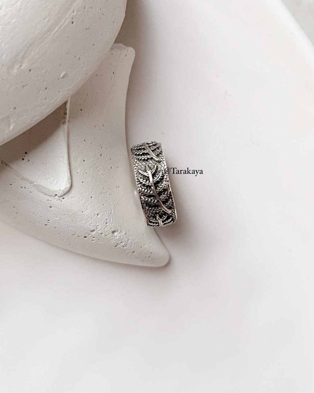 925 Silver Forest Fern Band Ring - Unique and Organic Design
