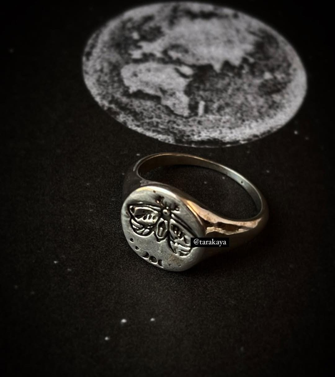 Elegant Moth Cosmic Engraved 925 Silver Ring for Trendy Jewelry