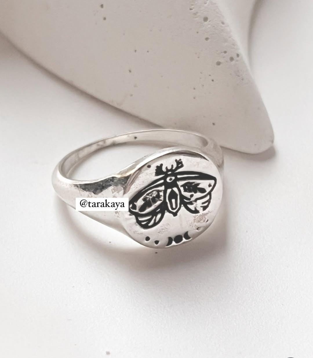 925 Silver Ring with Moth Cosmic Design for Spiritual and Fashionable Looks