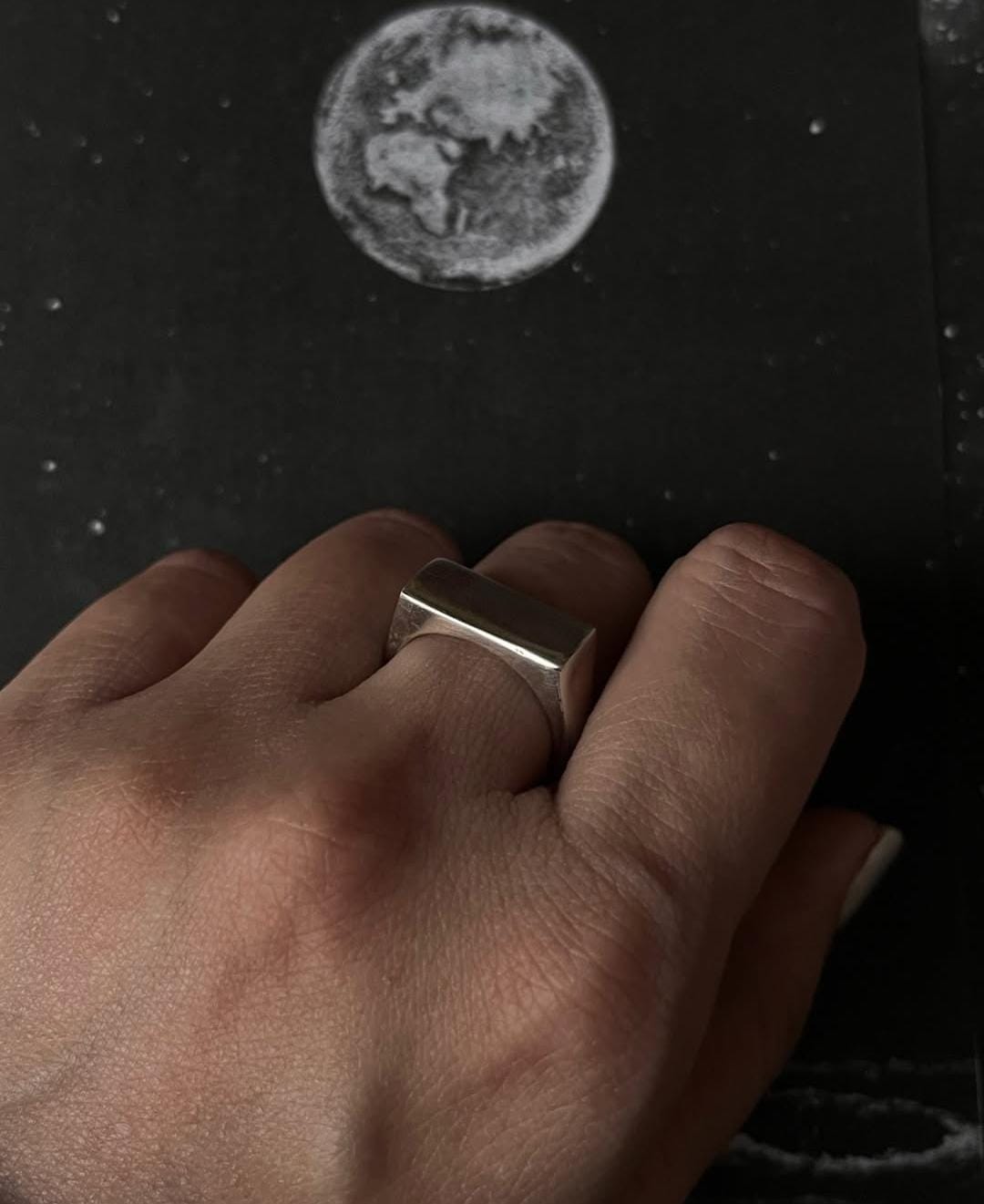 Stylish Plain Signet 925 Silver Ring for Personalized Jewelry