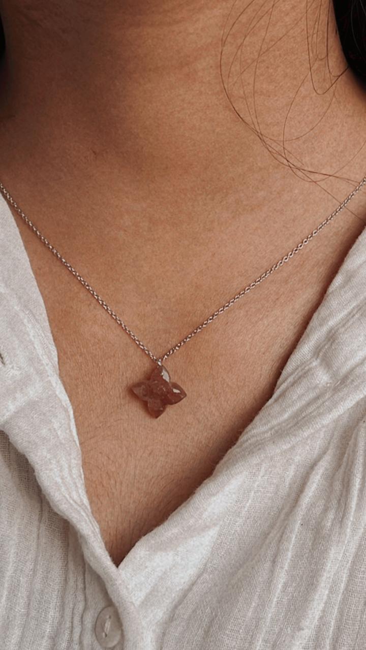 Clover-Shaped Strawberry Quartz Crystal Necklace