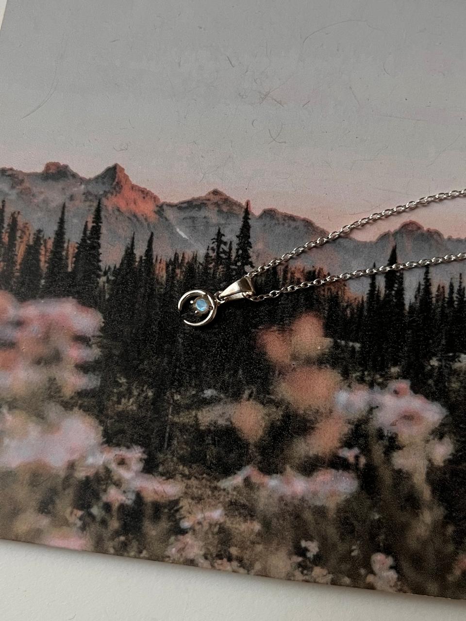 Labradorite small crescent moon 925 silver necklace