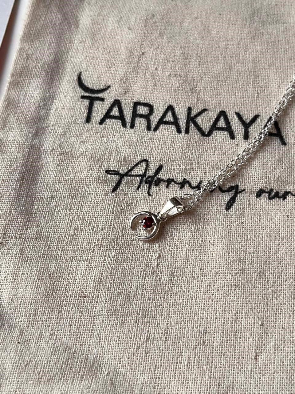 Garnet crescent moon pendant necklace in 925 silver