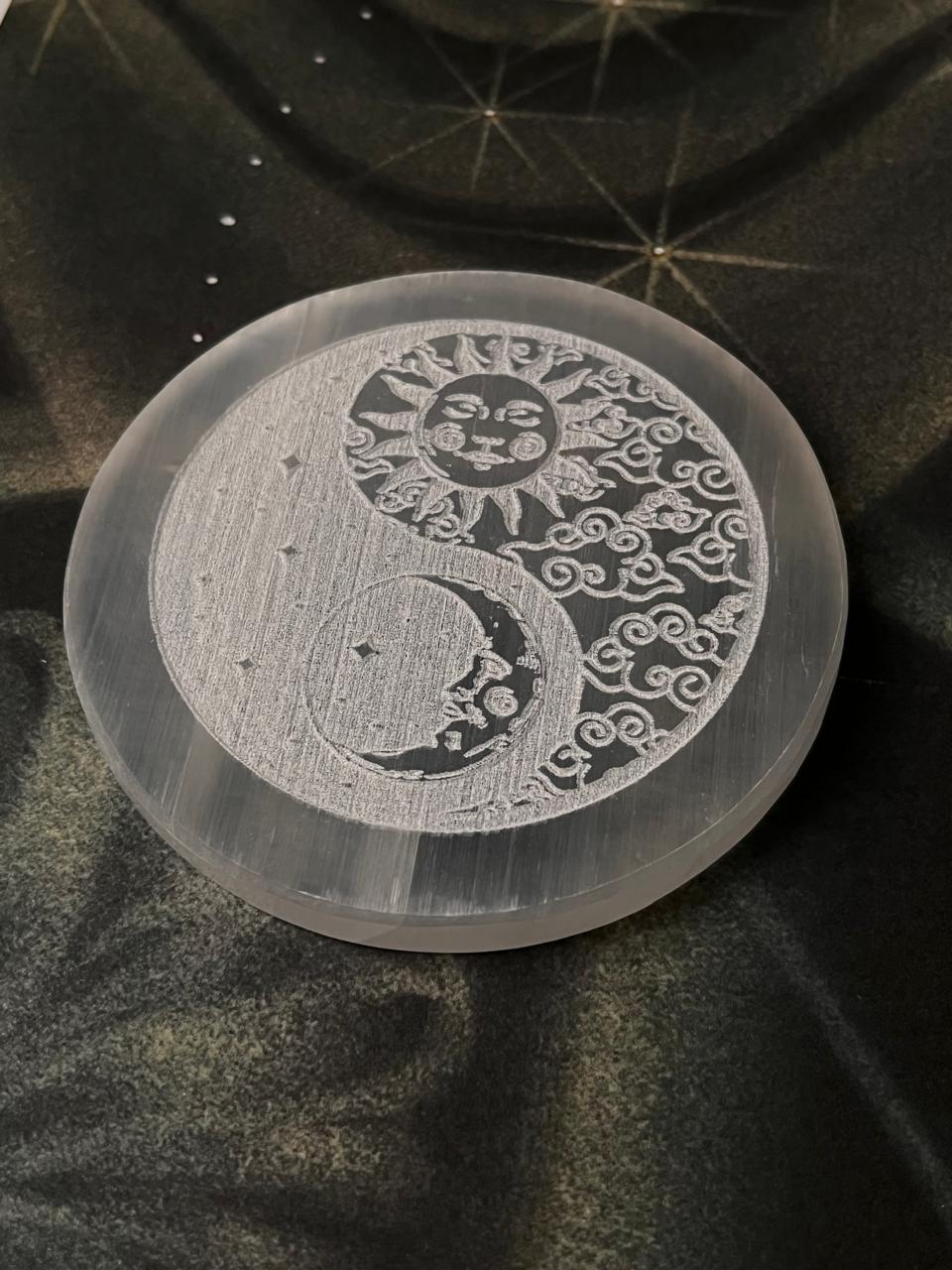 Selenite Charging Plate - Yin Yang- Moon Sun & Stars