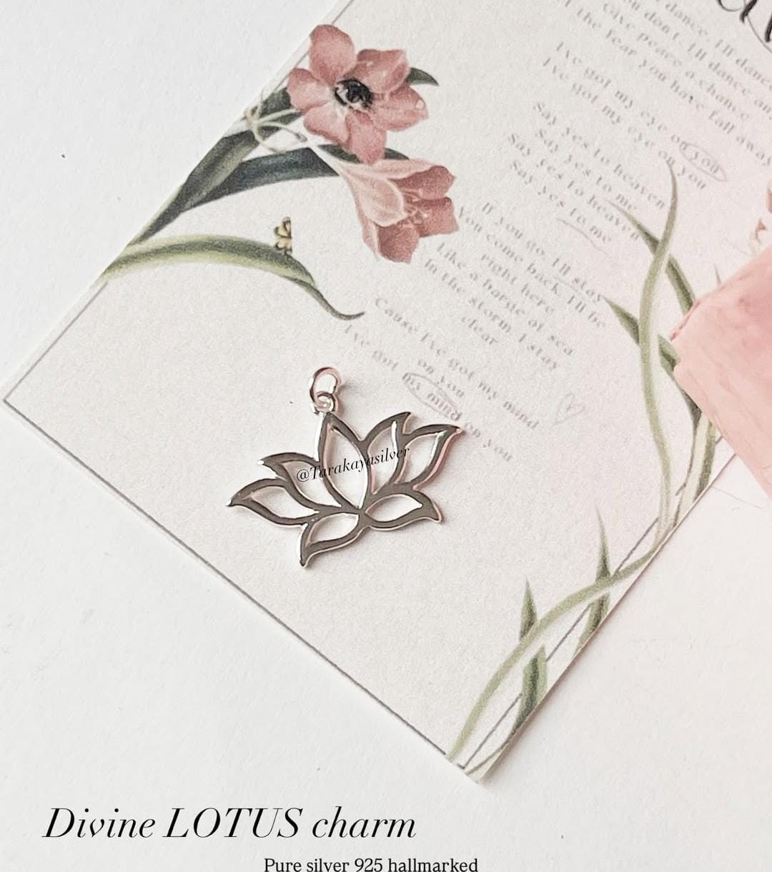 Minimalist lotus flower pendant on a 925 silver chain