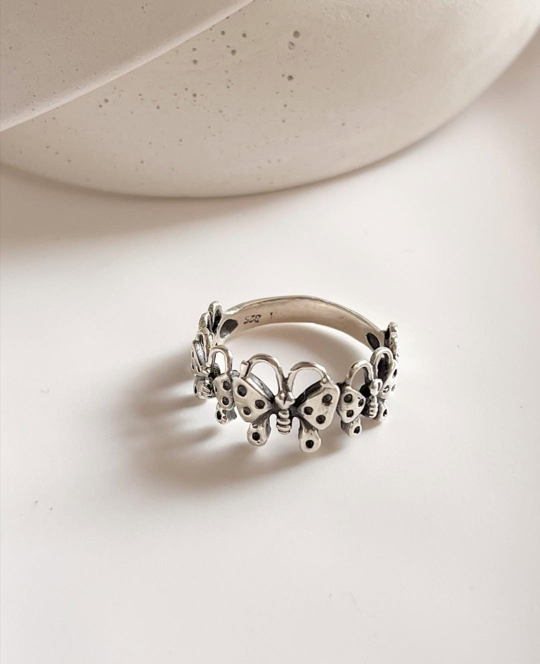 Butterflies Band 925 Sterling Silver Ring