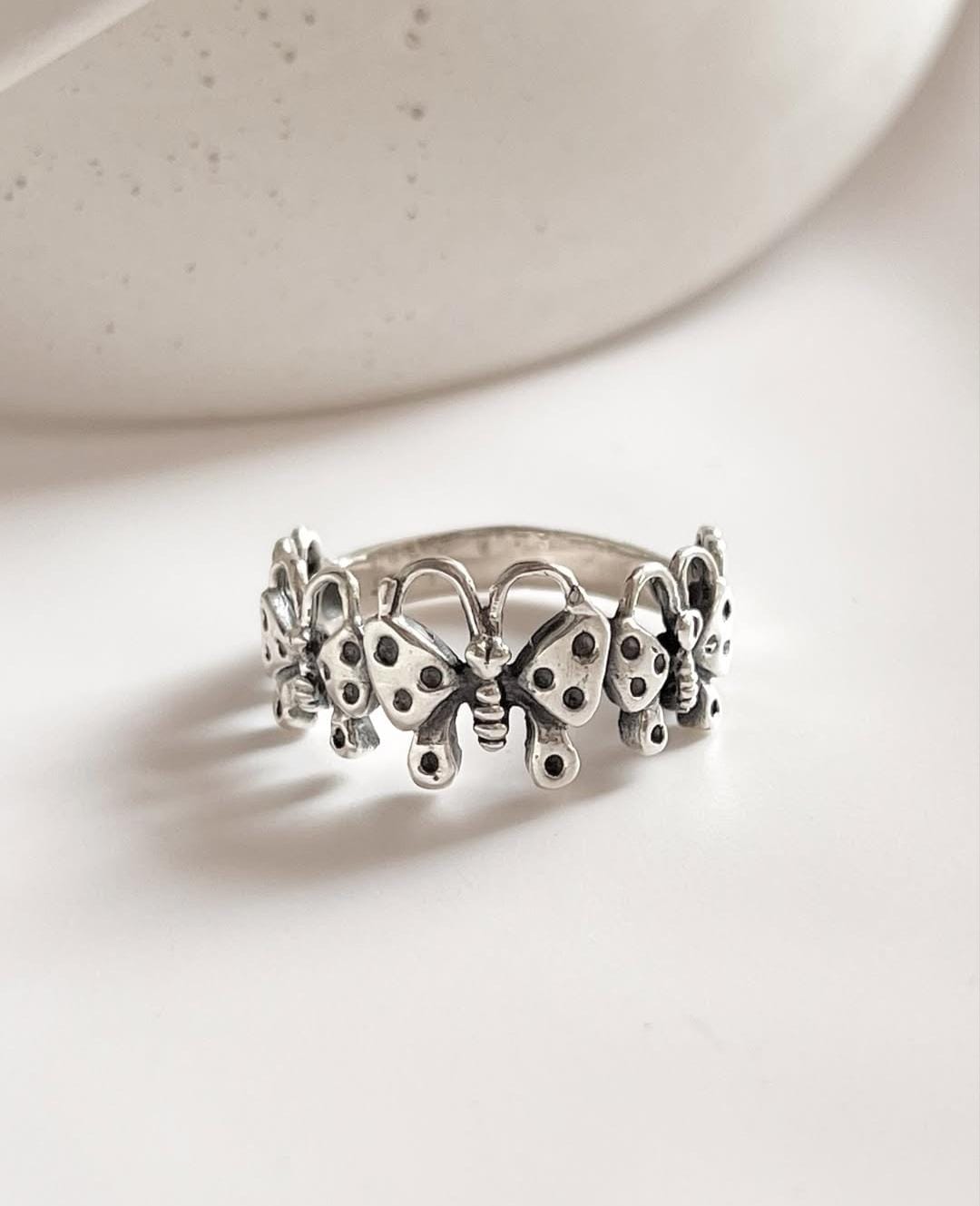 Butterflies Band 925 Sterling Silver Ring