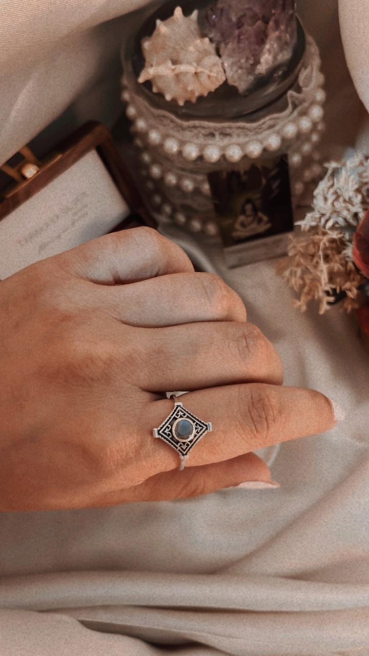 Labradorite antique Boho 925 Sterling Silver Ring