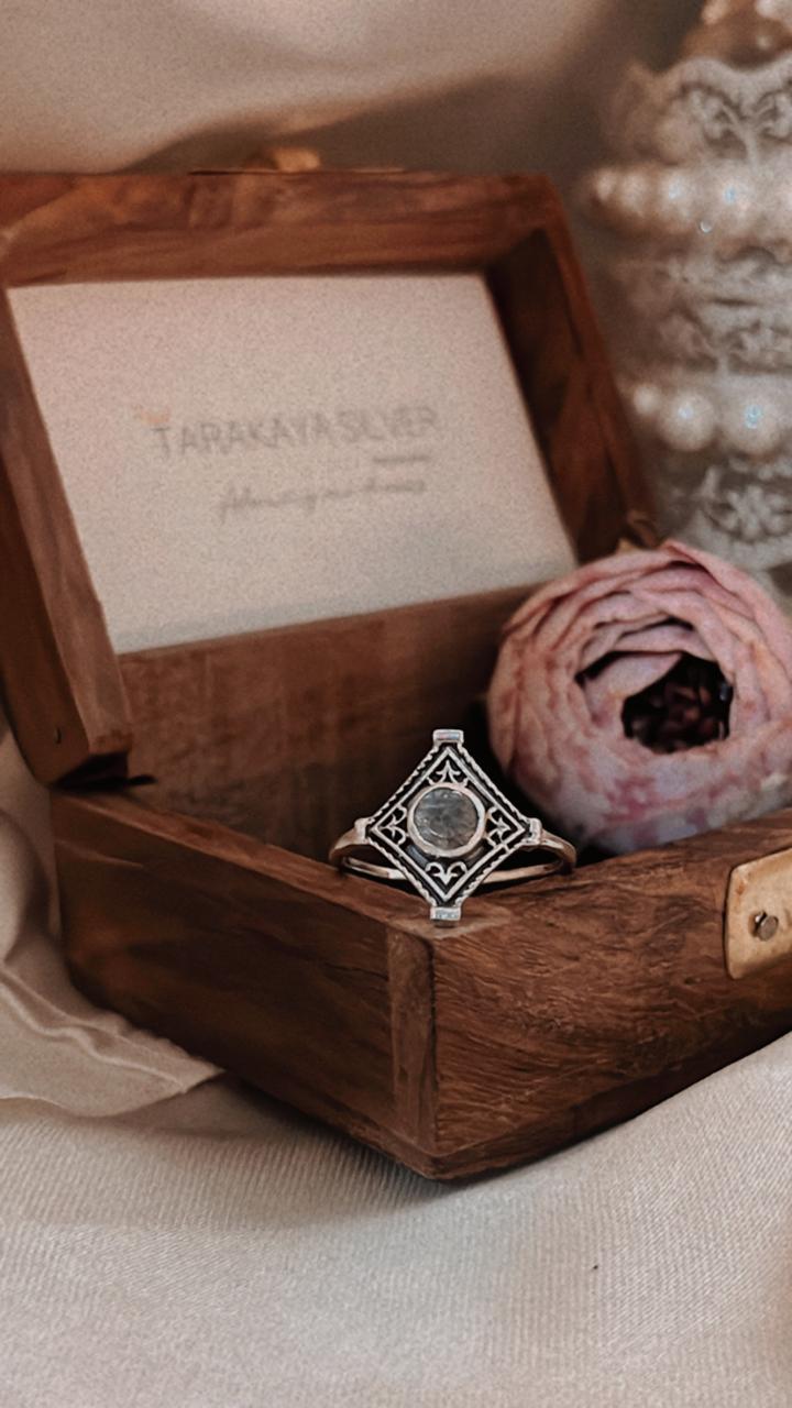 Labradorite antique Boho 925 Sterling Silver Ring