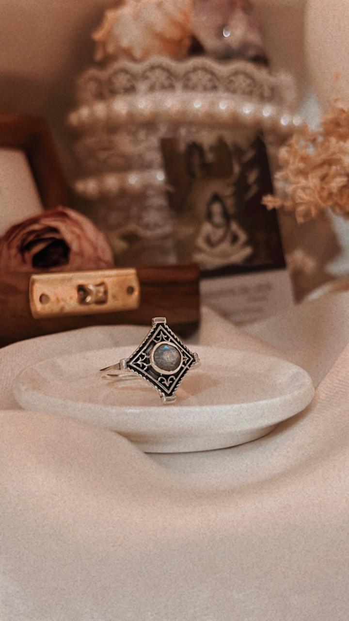 Labradorite antique Boho 925 Sterling Silver Ring