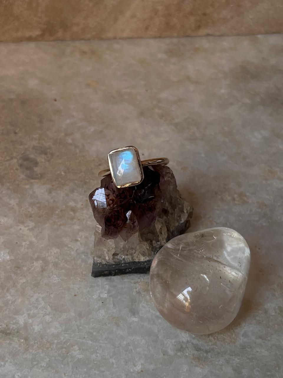 Moonstone Rectangular 925 Sterling Silver Ring