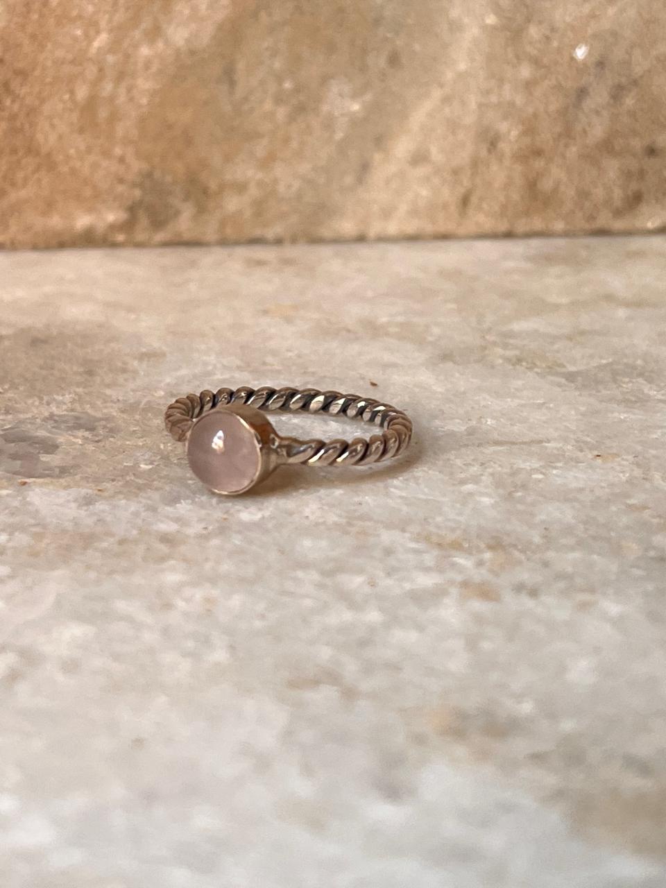 Rose Quartz Rope Band 925 Sterling Silver Ring
