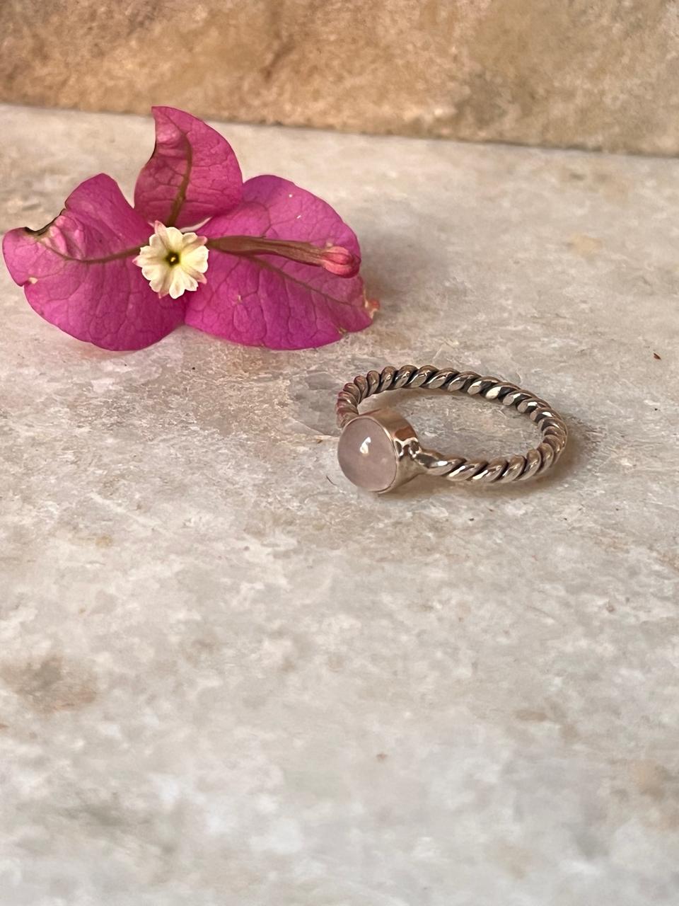 Rose Quartz Rope Band 925 Sterling Silver Ring