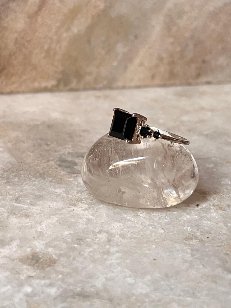 Black Onyx Square Cut 925 Sterling Silver Ring