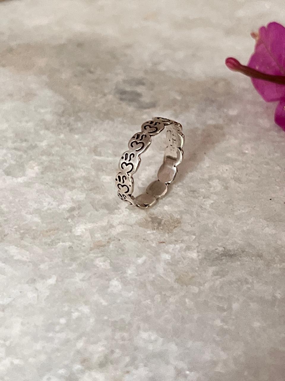 Om/Aum Engraved Circle of Life 925 Sterling Silver Ring