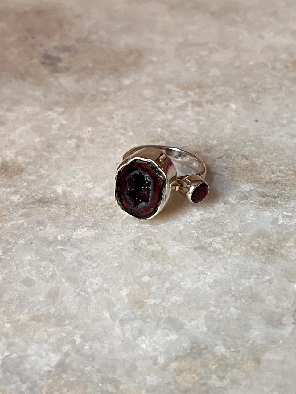 Red Coconut Druzy Geode with Garnet Sterling Silver 925 Ring
