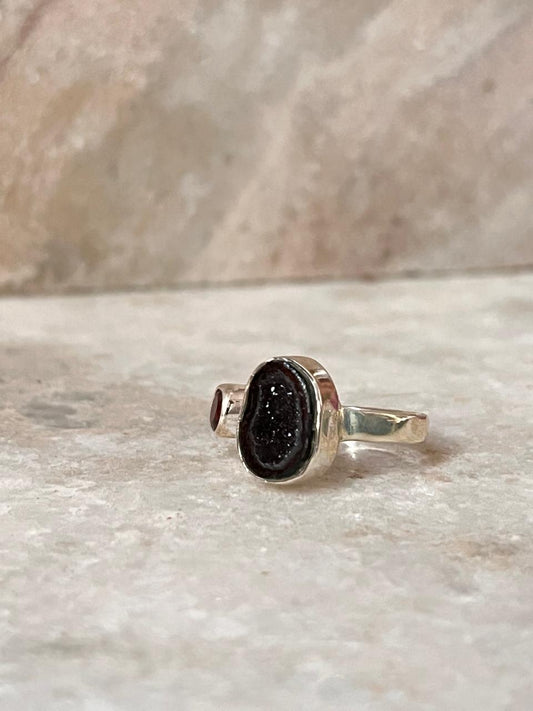 Red Coconut Druzy Geode With Garnet Sterling Silver 925 Ring