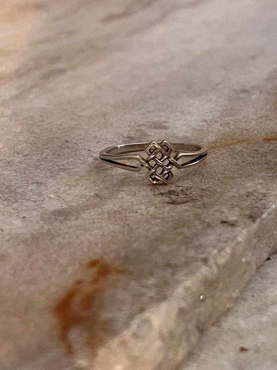 Karma Celtic Knot 925 Sterling Silver Ring