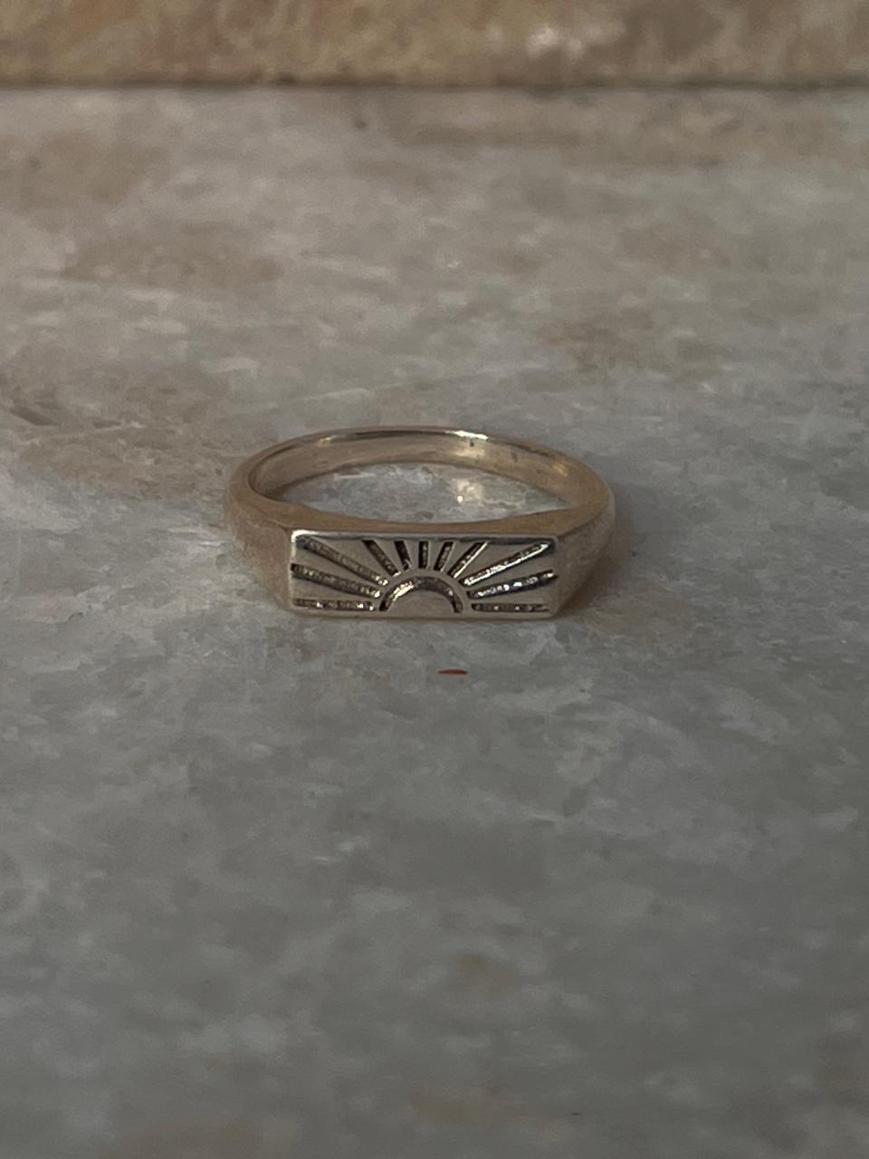 Sunshine / Sun Engraved Signet 925 Sterling Silver Unisex Ring