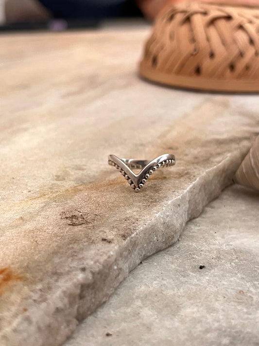 V Rawa /Chevron Boho Stackable 925 Sterling Silver Ring
