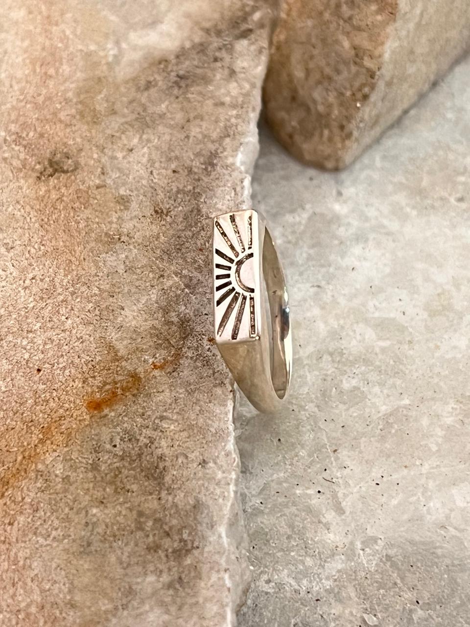 Sunshine / Sun Engraved Signet 925 Sterling Silver Unisex Ring