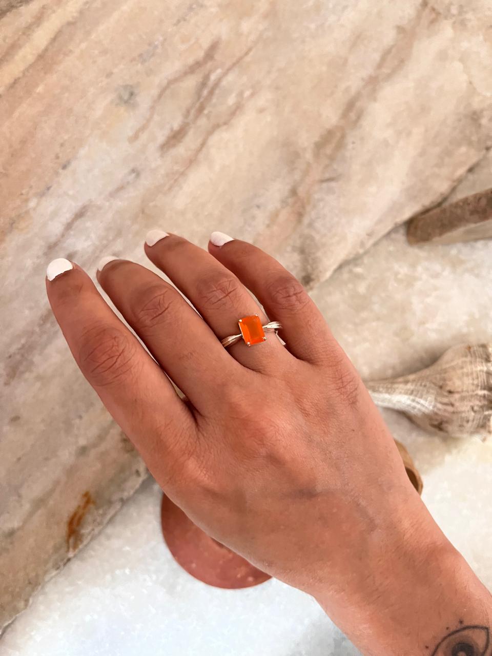 Carnelian Rectangular 925 Sterling Silver Ring