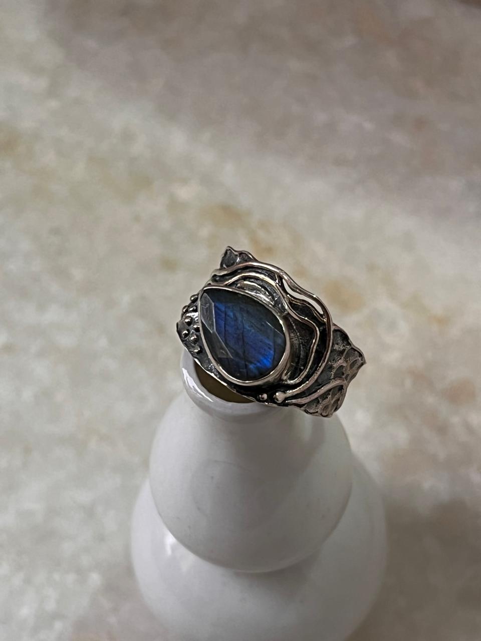Labradorite Pear Rustic 925 Sterling Silver Ring