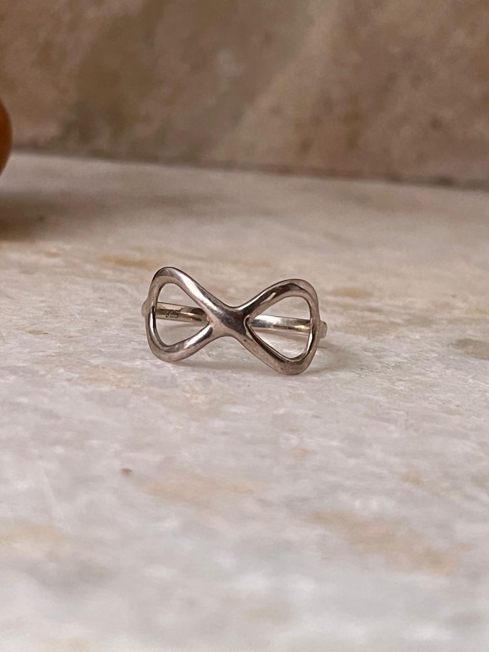 Plain Infinity 925 Sterling Silver Ring