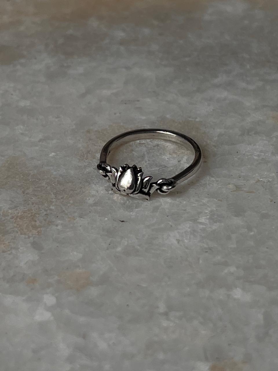 Moving Lotus 925 Sterling Silver Ring