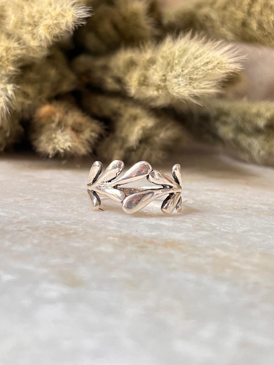 Molten Leaf 925 Sterling Silver Ring