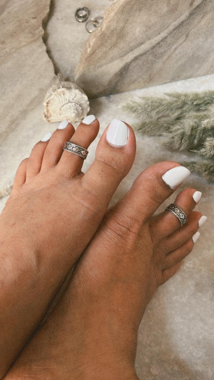 Boho tribal toe ring with beaded rawa work