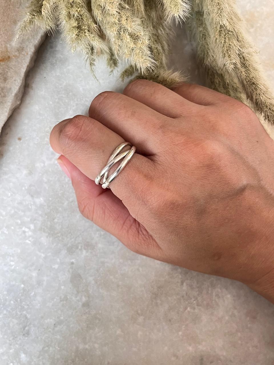Classic three band rolling sterling silver ring for women