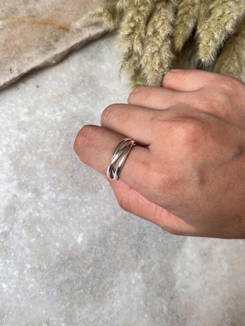 Minimalist sterling silver triple rolling band jewelry