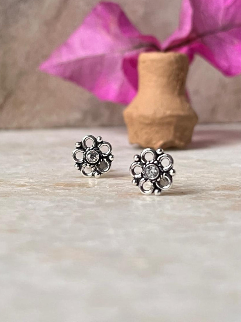 Elegant flower design sterling silver earrings with white CZ