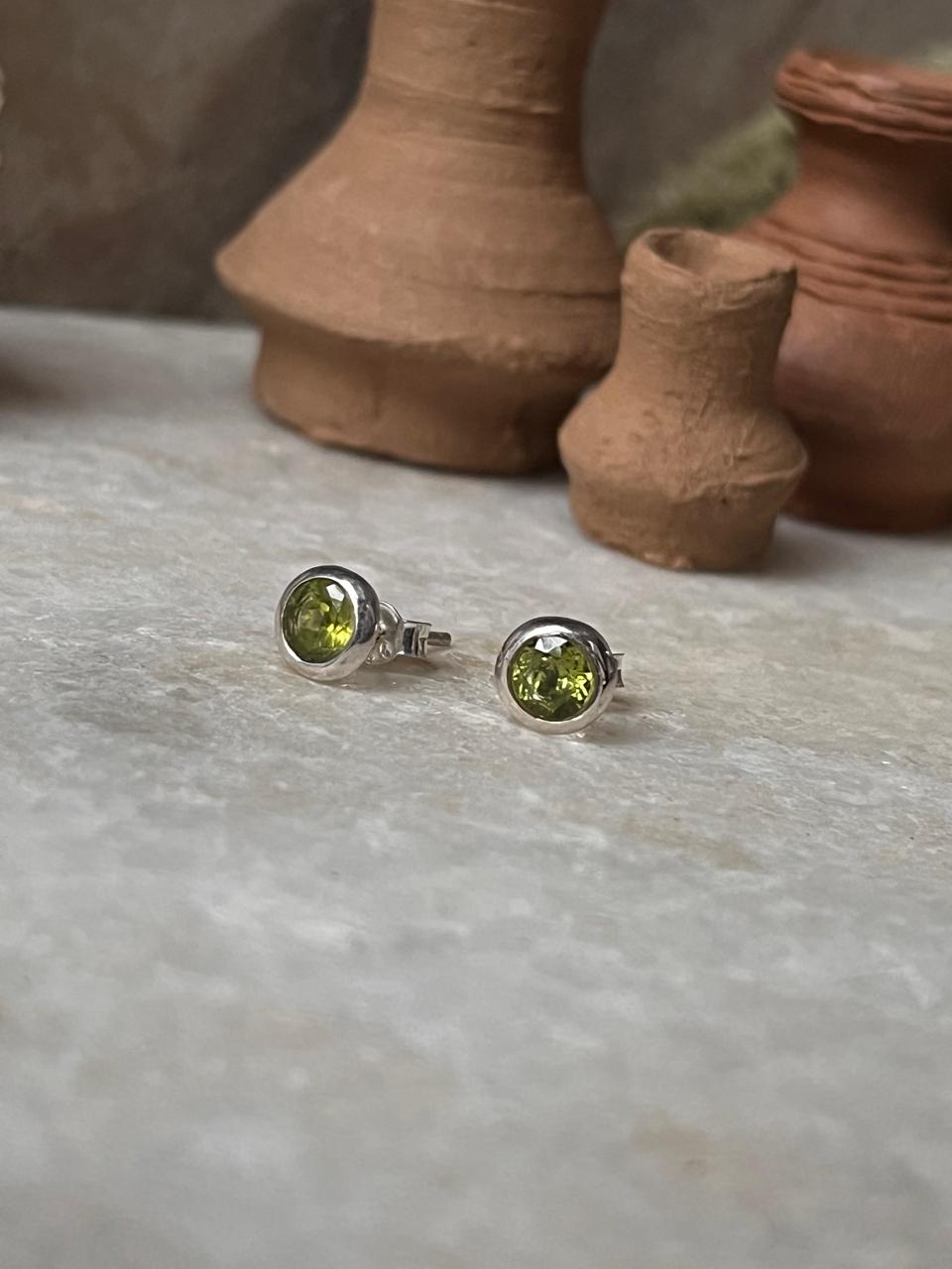 Peridot 6mm 925 Sterling Silver Studs