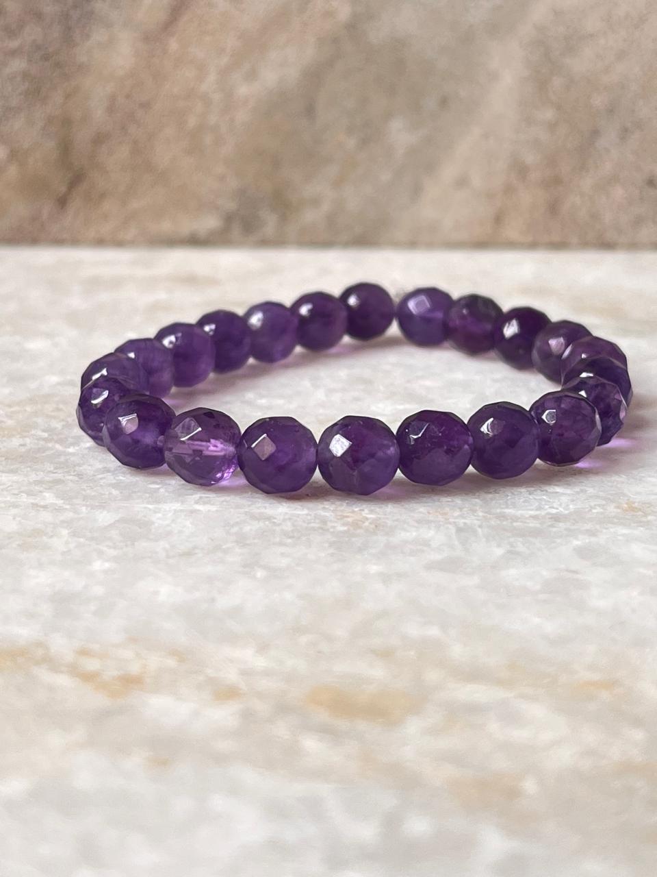 Amethyst Diamond Cut Natural Crystal Bracelet 8MM close-up