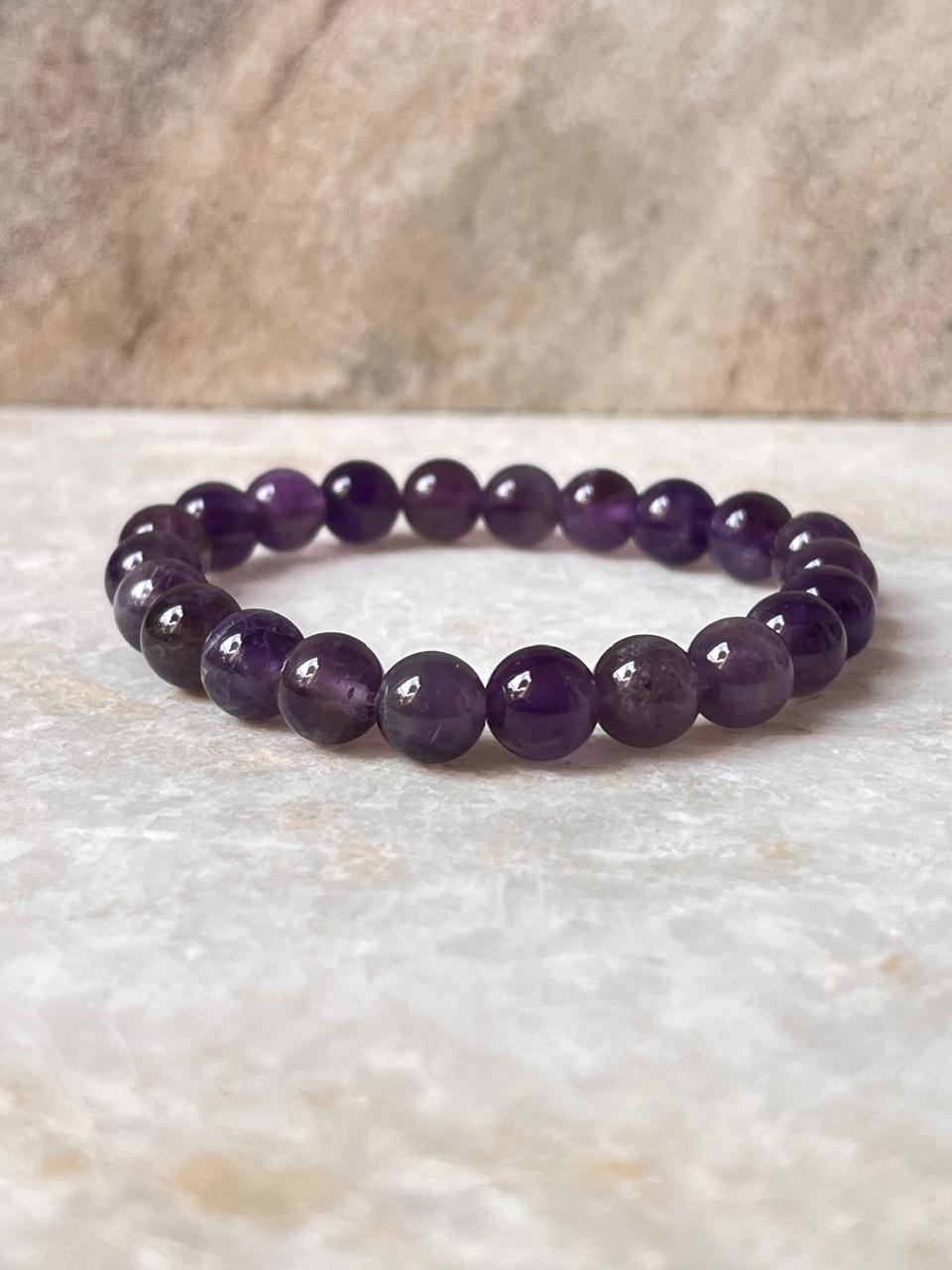 Stretchable amethyst crystal bracelet for daily wear