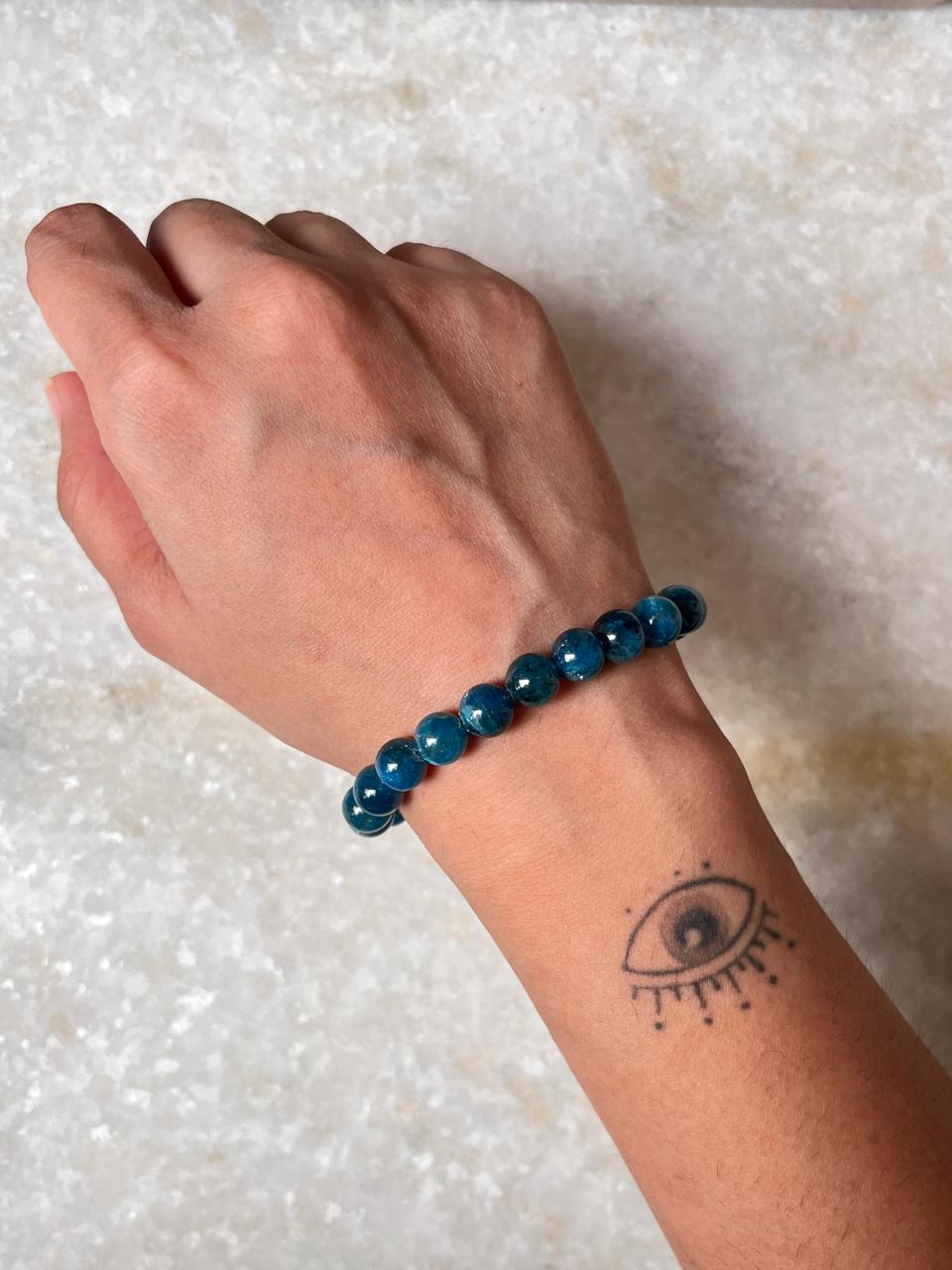 Healing apatite gemstone bracelet with 8MM beads