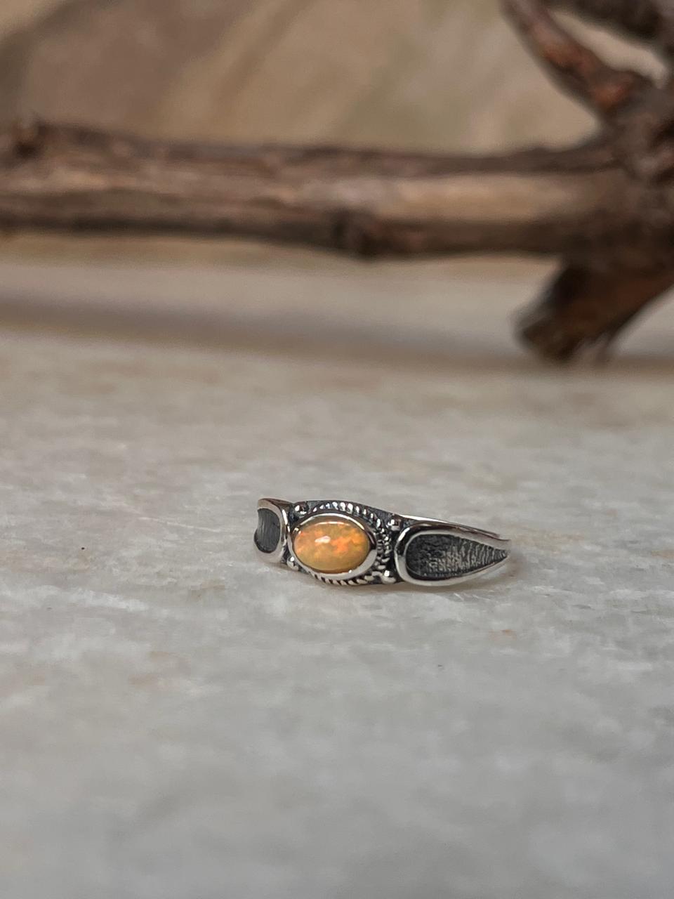 Rawa Natural Ethiopian Opal Boho 925 Sterling Silver Ring