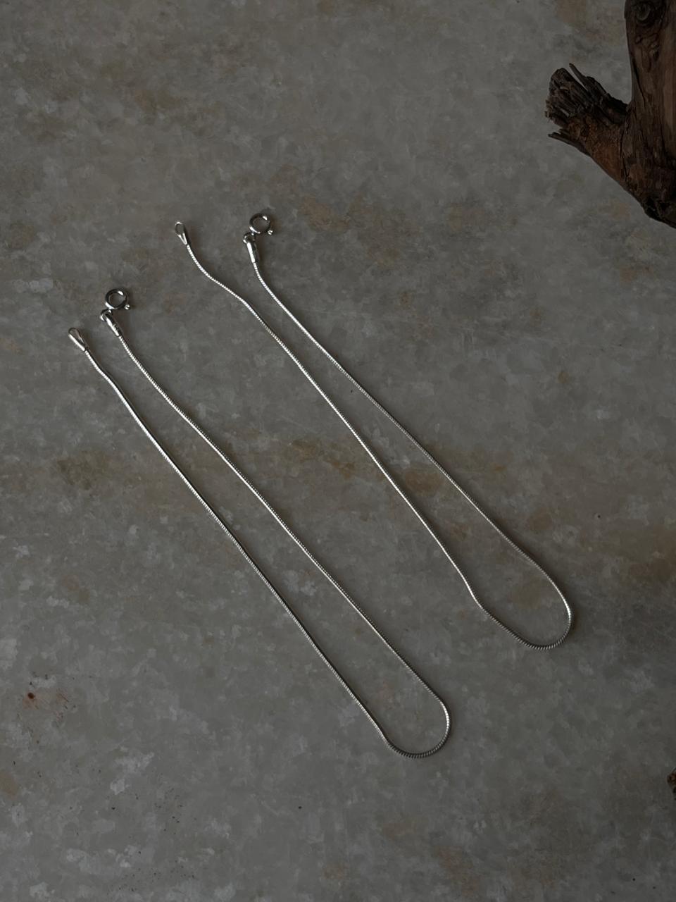 Minimalist 925 silver snake chain anklet for daily wear
